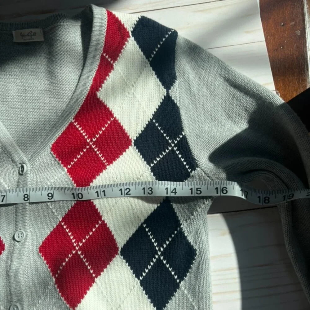 Brandy Melville John Galt Argyle Cardigan Sweater – One Size (XS/S) - Picture 5 of 8